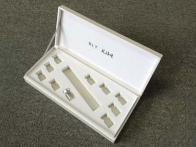 濟南彩盒生產(chǎn)廠家，定制化妝品包裝盒內(nèi)托有這些方案